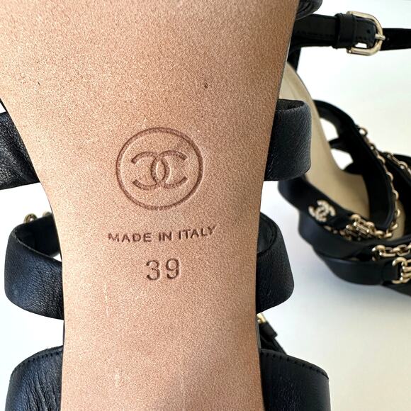 CHANEL CC Logo Black Lambskin Quilted Heels Gold Chain Strap Sandals IT 39 - Picture 10 of 16